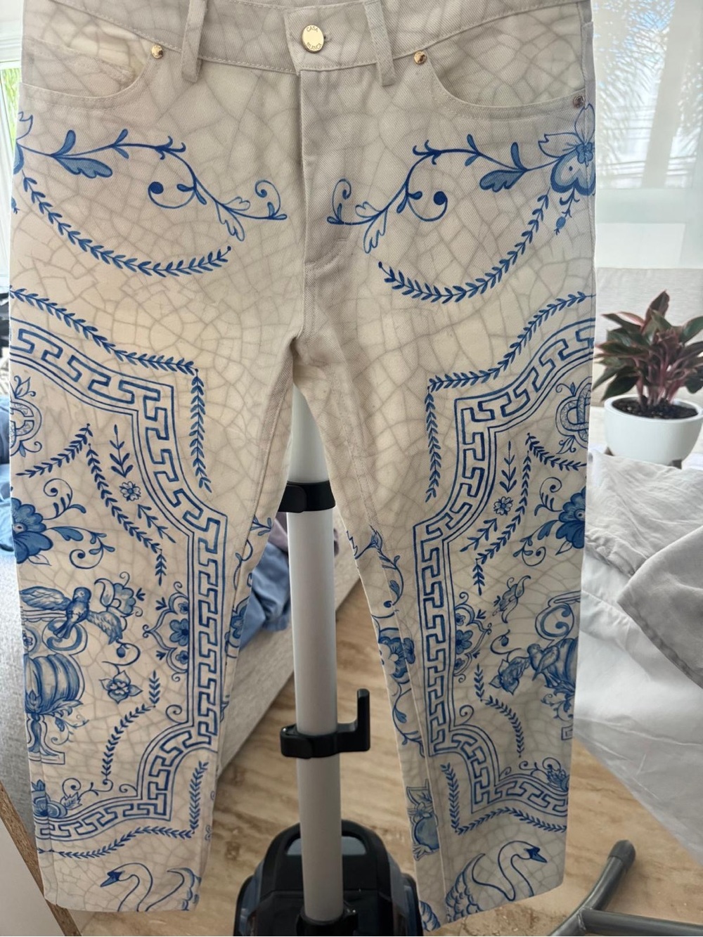 Casablanca Porcelain / "Ming" Print Birdie Jeans